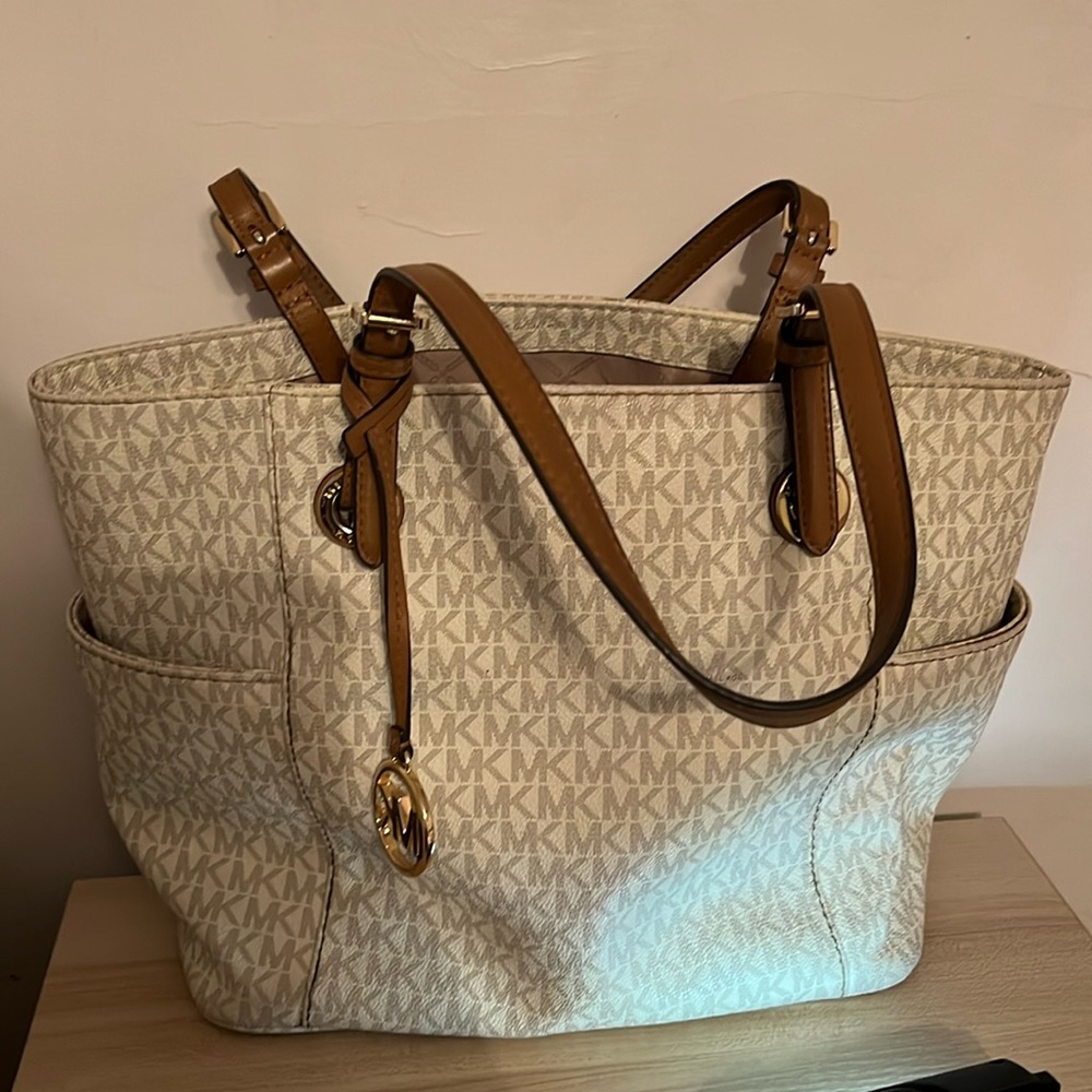 Michael Kors shoulder bag
